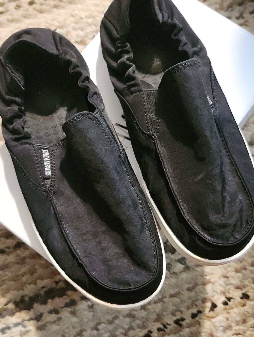 Dream Pairs Black Slip-On Casual Loafers Size 5.5